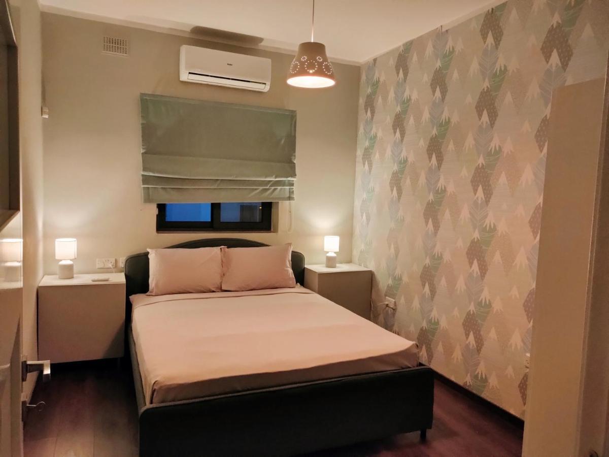 Mediterranean Abode - Spacious In Swieqi Is-Swieqi